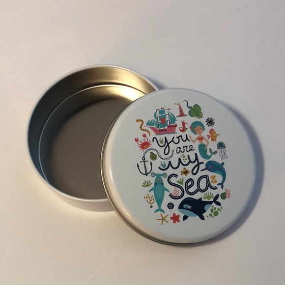 ⚓️🐠🧜‍♀️ 🐟 You Are My Sea 🌊 Metal Tin 🐳 3.5” 🐙 NWT 🐟🧜‍♀️ 🐠 ⚓️ - Picture 4 of 6